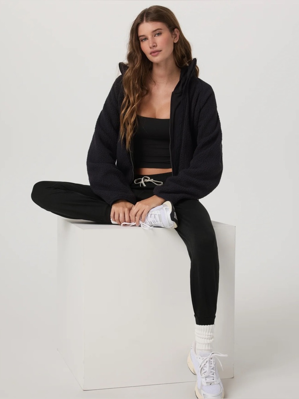 Vuori Black Jogger Women’s Small